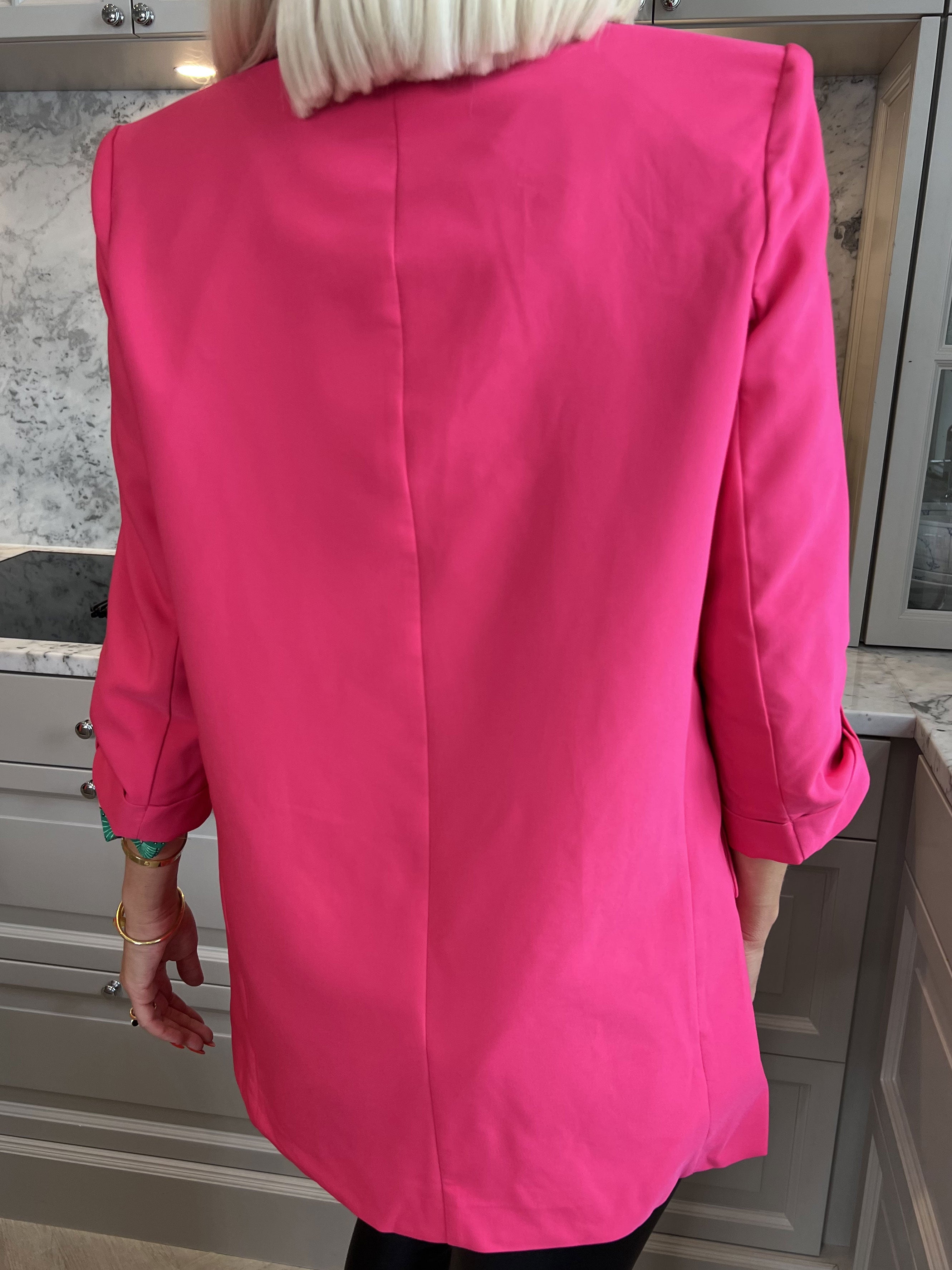 Mindy - Ensfarvet blazer med 3/4 ærmer